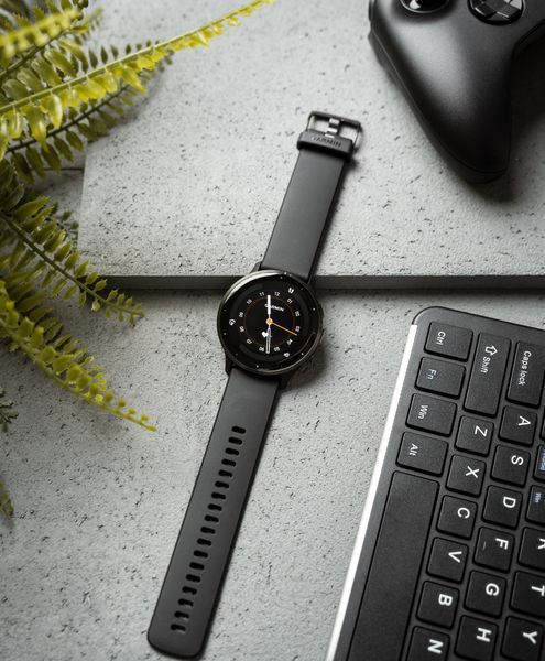 Смарт-годинник Garmin Venu 3 Slate stainless steel bezel with black case and silicone band (010-02784-01) 010-02784-01 фото